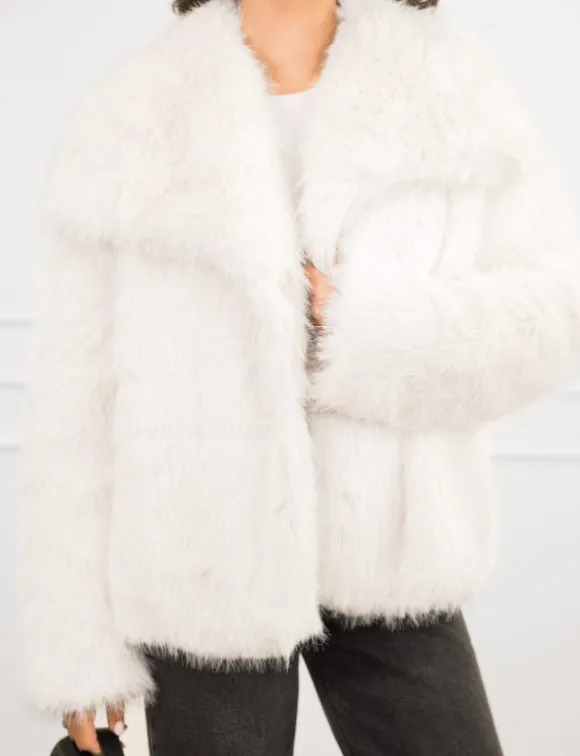 Chloe faux fur jas off white