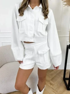 Delia short wit