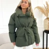 Karly jas groen