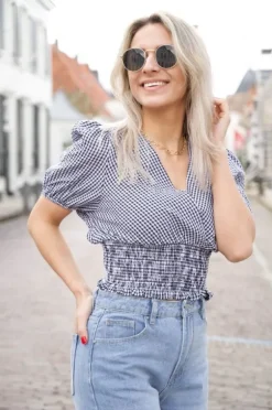 KIKA CHECKERED TOP BLACK