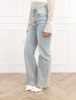 Maddie wide leg jeans licht blauw