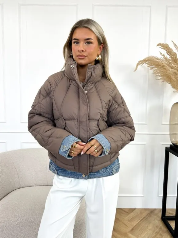 Marlou jas bruin